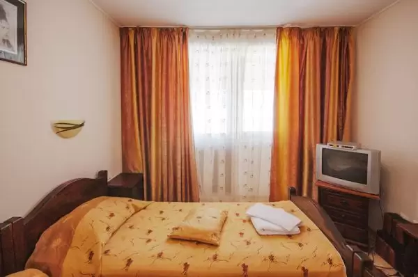 Cameră dublă Pensiunea Văratec - Pensiunea Văratec - Târgu Neamț - Moldova